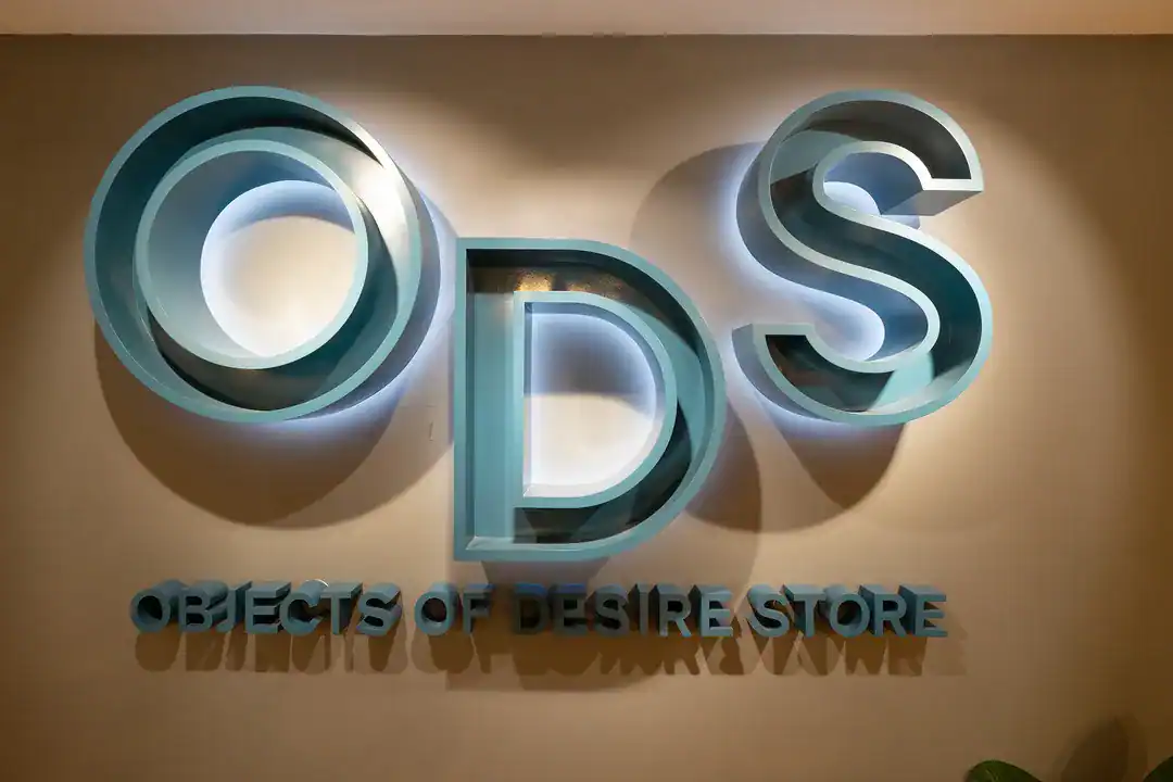 Custom dimensional letter lobby sign